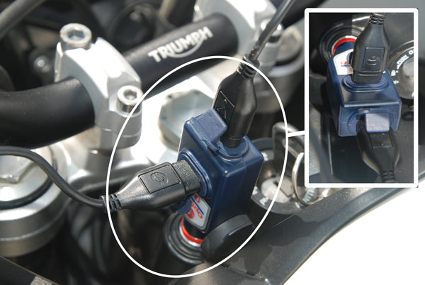 Das tragbare 3300-mA-Dual-USB-Ladegerät mit Inline-180°-BIKE-Stecker für Ihr Triumph-, Ducati Multistrada- oder BMW-Motorrad
