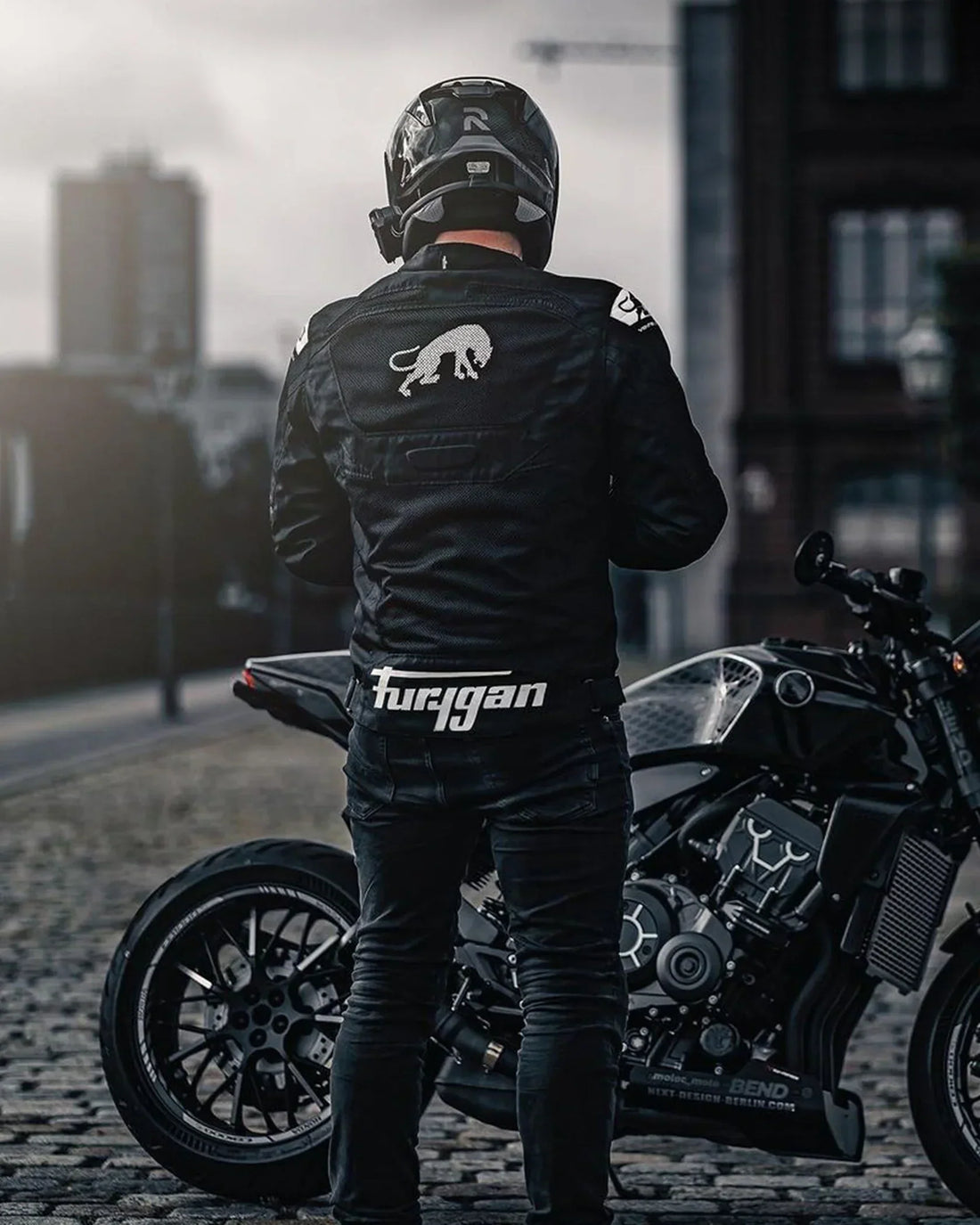 Koel en veilig op de motor: alles over doorwaai motorjassen in 2026